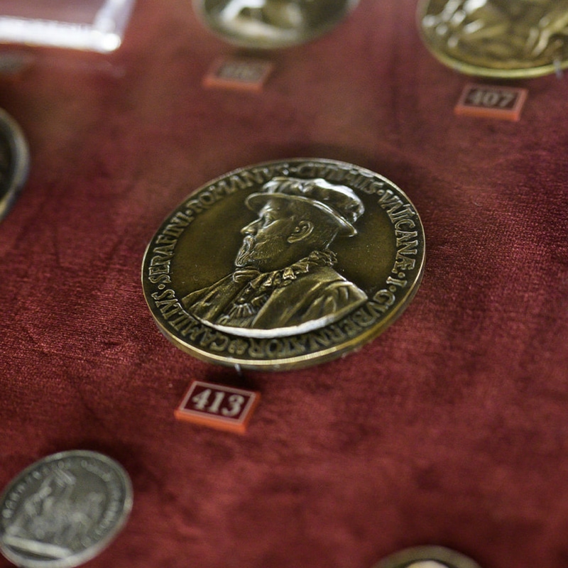 Medaglia rinascimentale con ritratto di Francesco Guicciardini